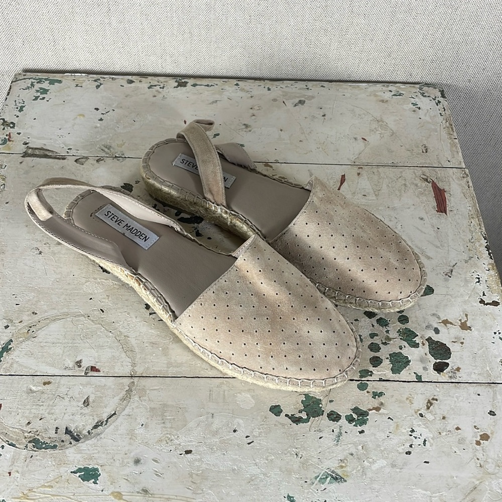Steve Madden > Beige Sling Back Espadrille Sandals 9.5
